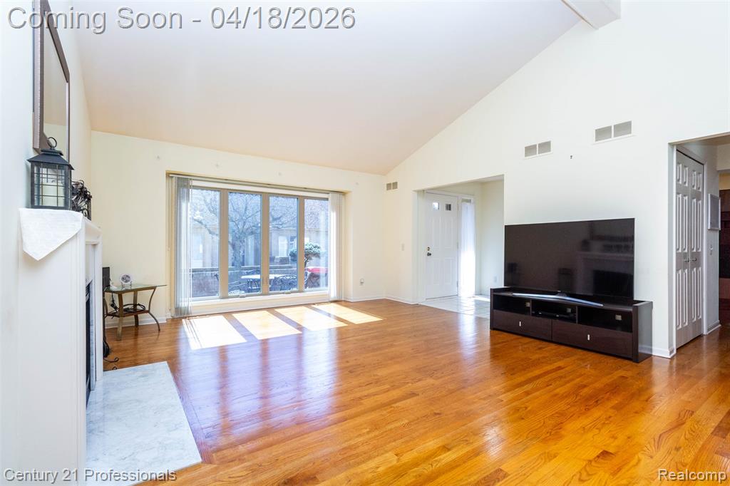 1256 Autumn Drive, Troy, MI 48098 — Photo 9