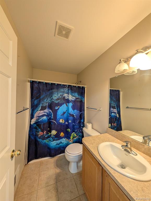 4090 Grand Oaks Trail, Burton, MI 48519 — Photo 12