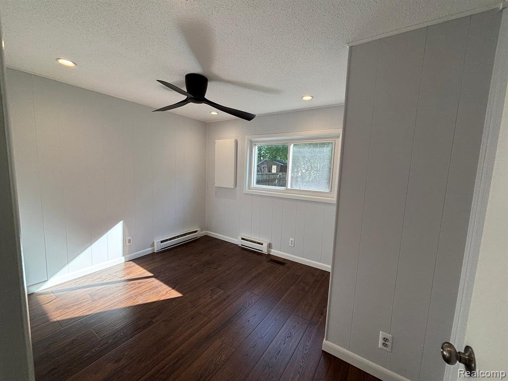 50 Mechanic Street, Oxford, MI 48371 — Photo 11