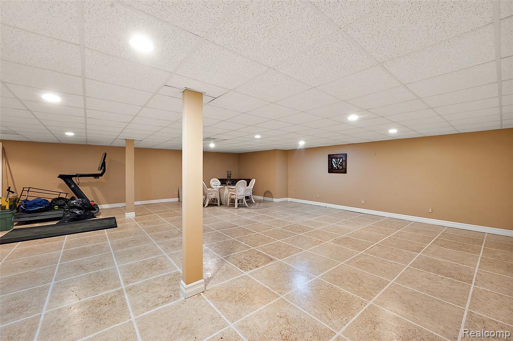 17840 Christine Boulevard N, Clinton Twp, MI 48038 — Photo 72