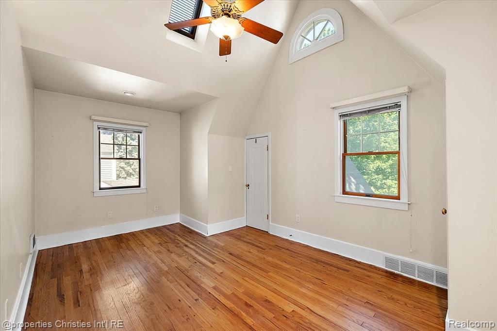 524 Oakland Avenue, Birmingham, MI 48009 — Photo 27