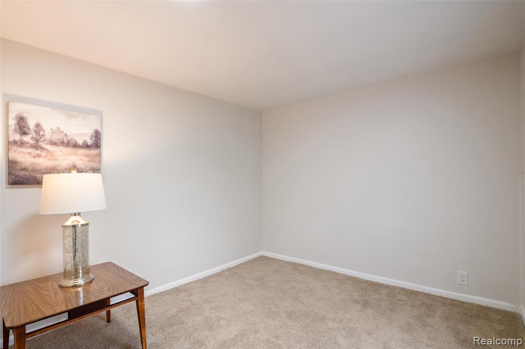 8210 Westpoint Street, Taylor, MI 48180 — Photo 23