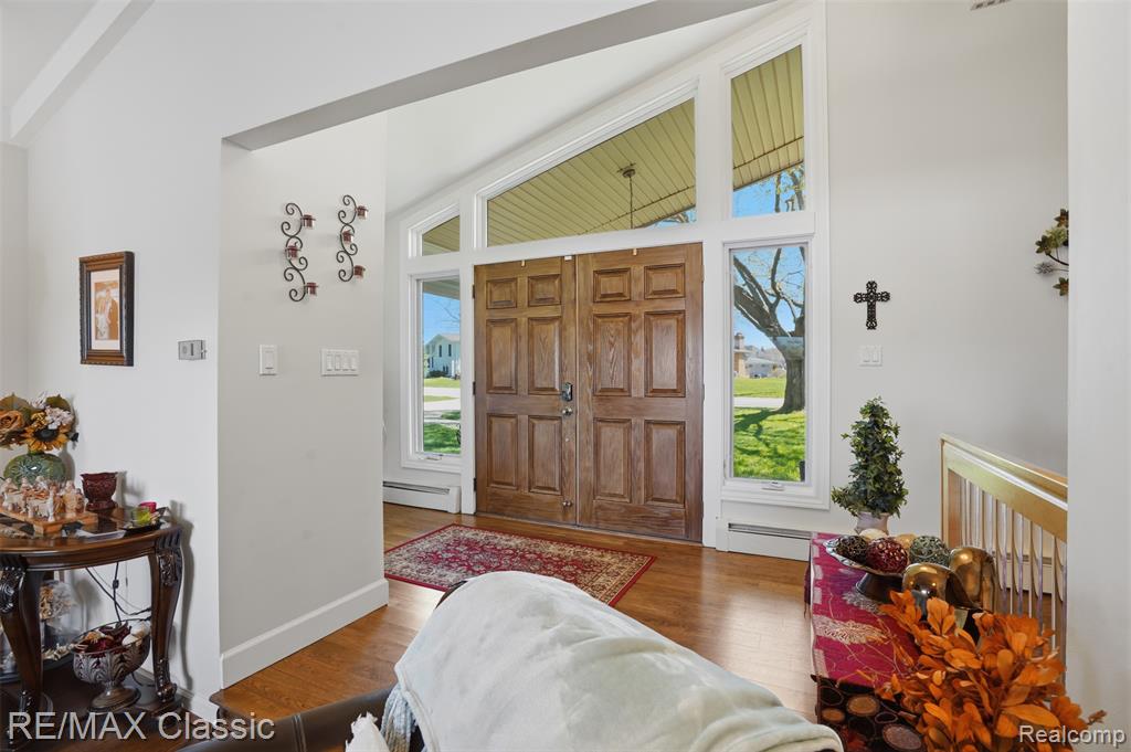 547 Deer Run, White Lake, MI — Photo 13