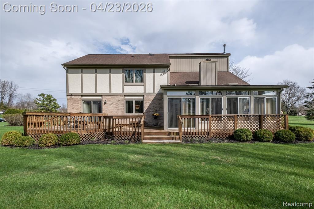 6701 Sun Valley Drive, Clarkston, MI 48348 — Photo 49
