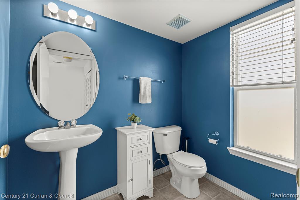 41973 Milton Drive, Van Buren, MI 48111 — Photo 15