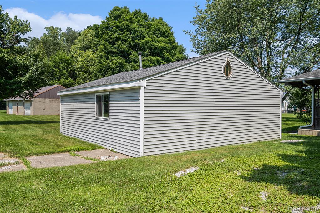 8257 N Genesee Road, Mount Morris, MI 48458 — Photo 10