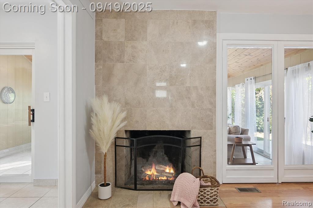 8425 Wormer, Dearborn Heights, MI 48127 — Photo 18