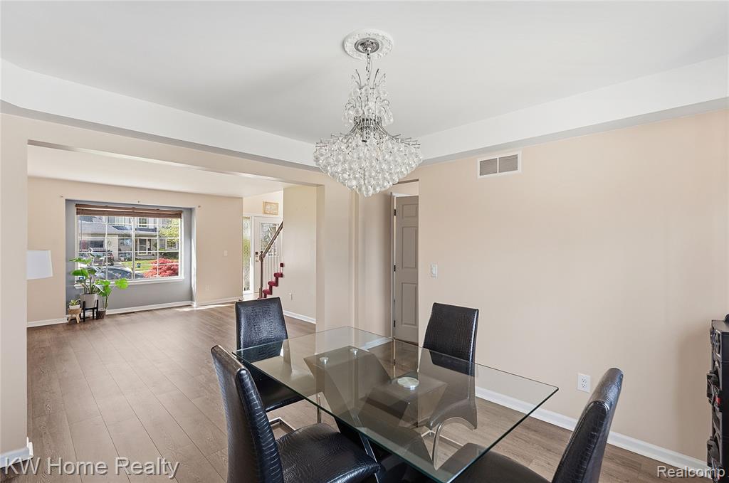 16102 Orchard Drive, Southgate, MI 48195 — Photo 9