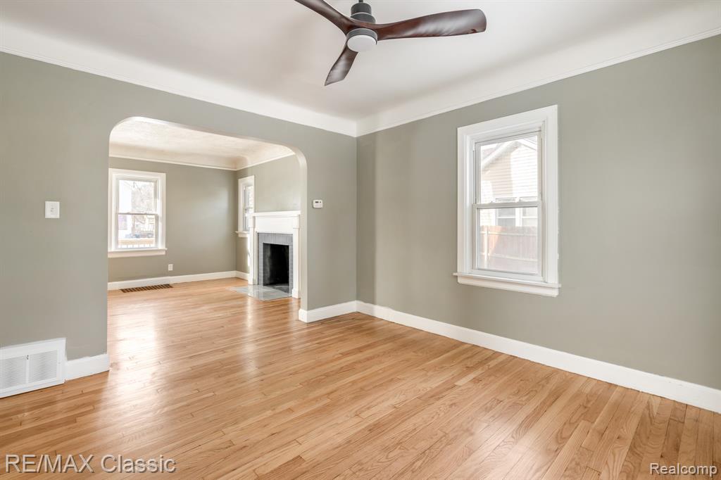 4433 Elizabeth Street, Wayne, MI 48184 — Photo 21