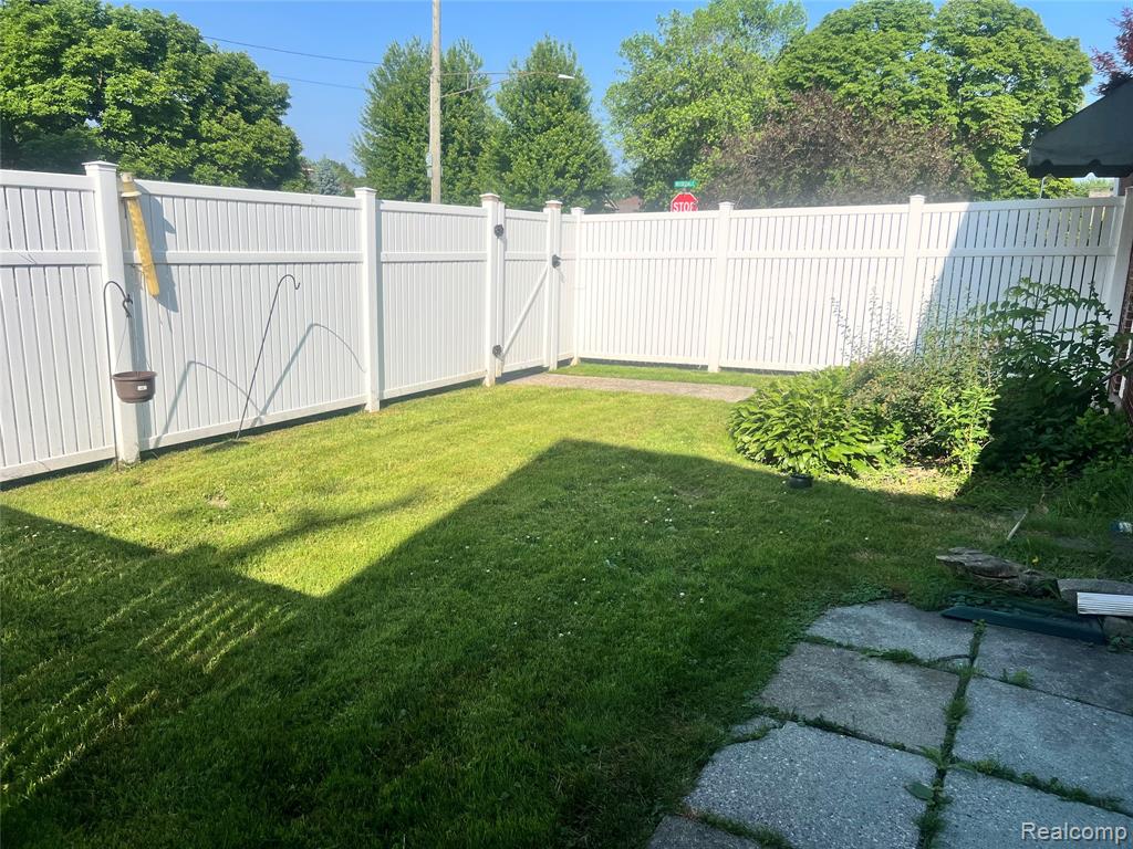 7208 Rosedale Boulevard, Allen Park, MI 48101 — Photo 7