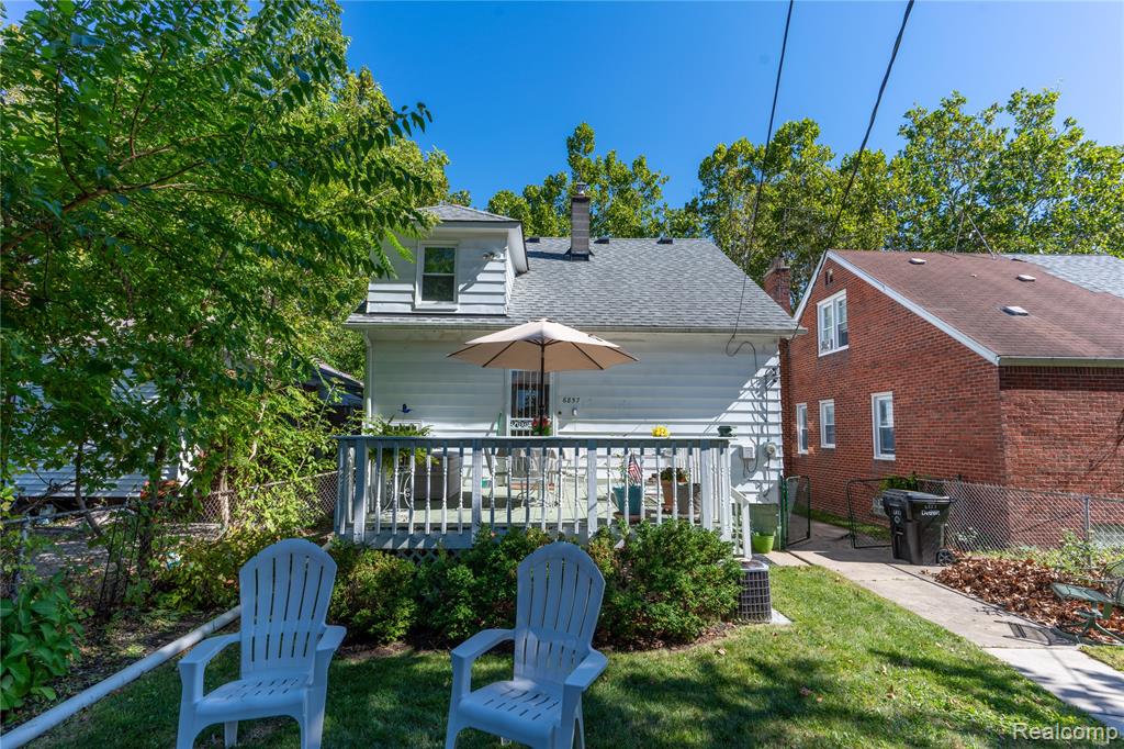 6857 Woodmont Avenue, Detroit, MI 48228 — Photo 39