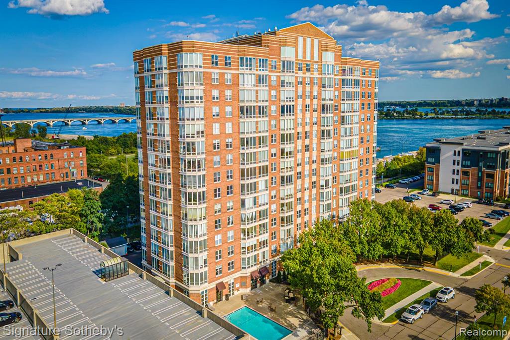 250 E Harbortown Drive - Photo 3