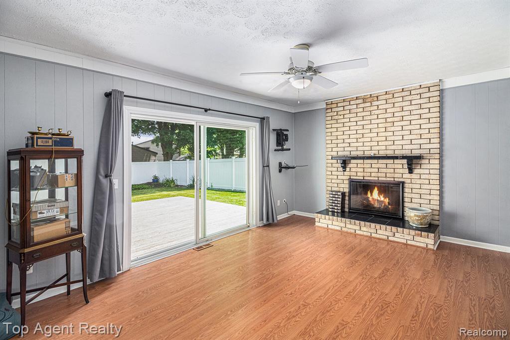 43954 McLean Drive, Sterling Heights, MI 48313 — Photo 12