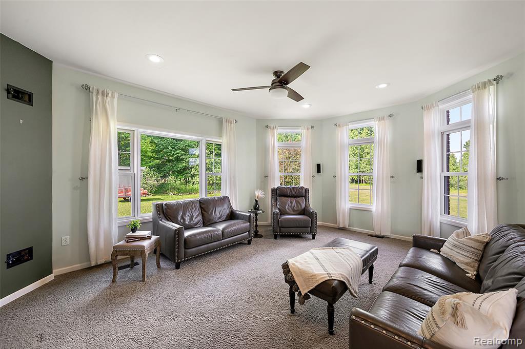 5035 Hidden Ridge Drive, Metamora, MI 48455 — Photo 9