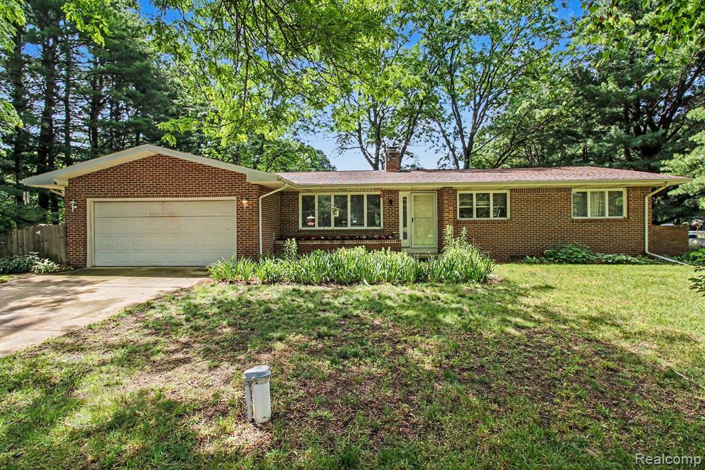 4786 E Allen Road, Webberville, MI 48892 — front exterior