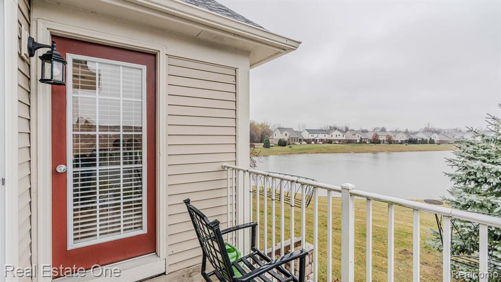 28209 Oakmonte Circle E, 60, New Hudson, MI 48165 — Photo 25