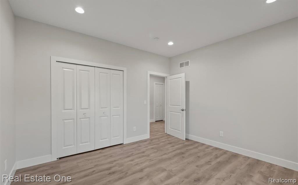 5636 Paris Drive, Sterling Heights, MI 48310 — Photo 24