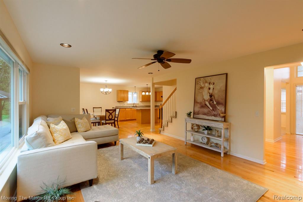 9084 W WALDEN Drive, Van Buren, MI 48111 — Photo 5