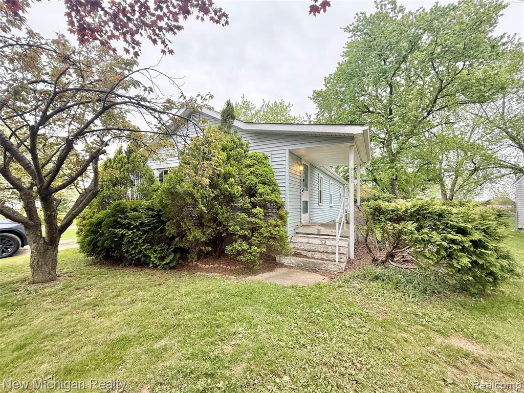 3433 Camden Avenue, Burton, MI 48529 — Photo 2