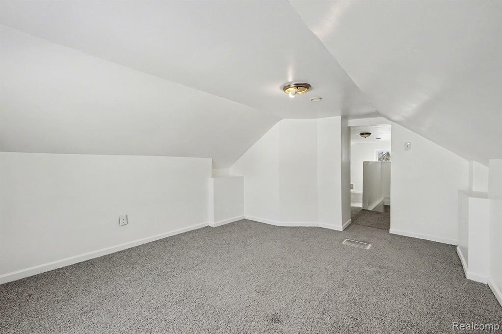 7284 Orchard Avenue, Warren, MI 48091 — Photo 13
