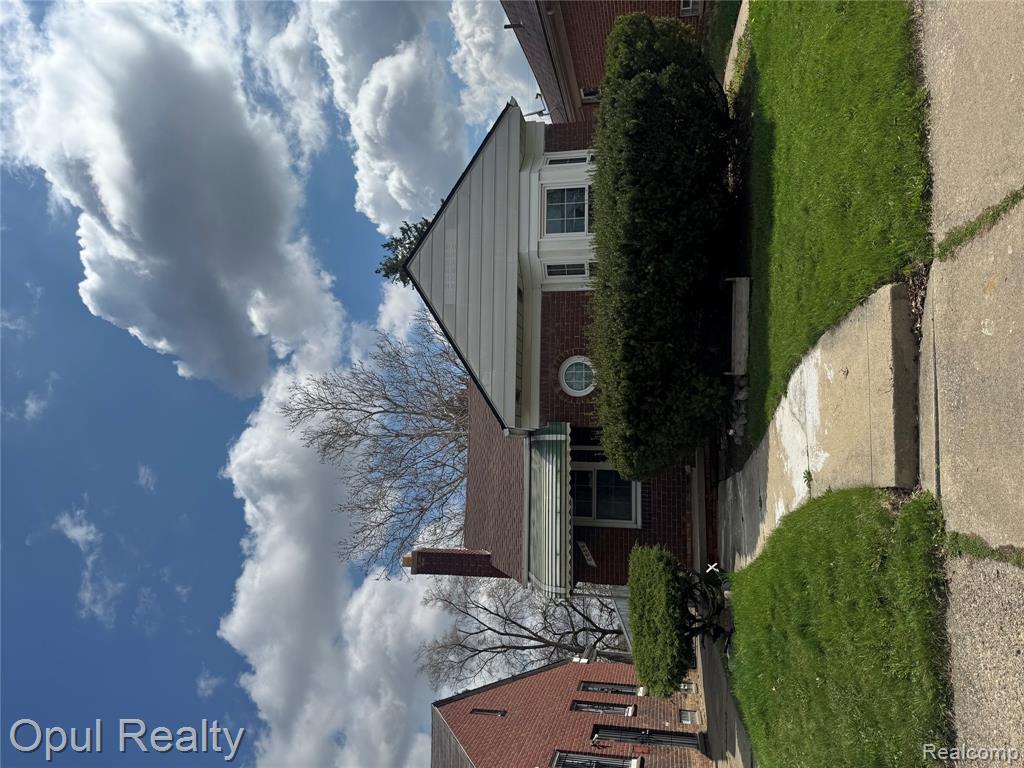 6884 Memorial Avenue, Detroit, MI 48228 — front exterior