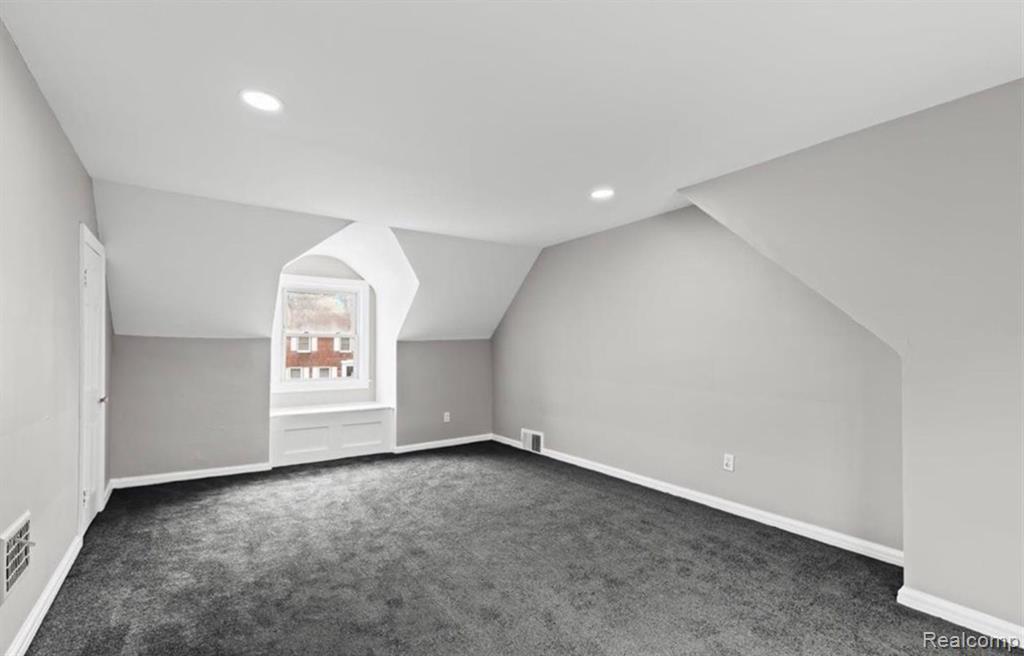 8897 Hartwell Street, Detroit, MI 48228 — Photo 5