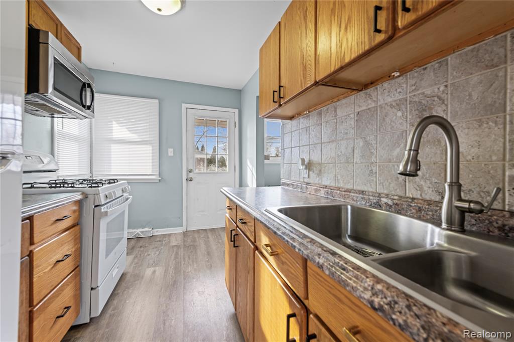 14940 Irene Street, Southgate, MI 48195 — Photo 13