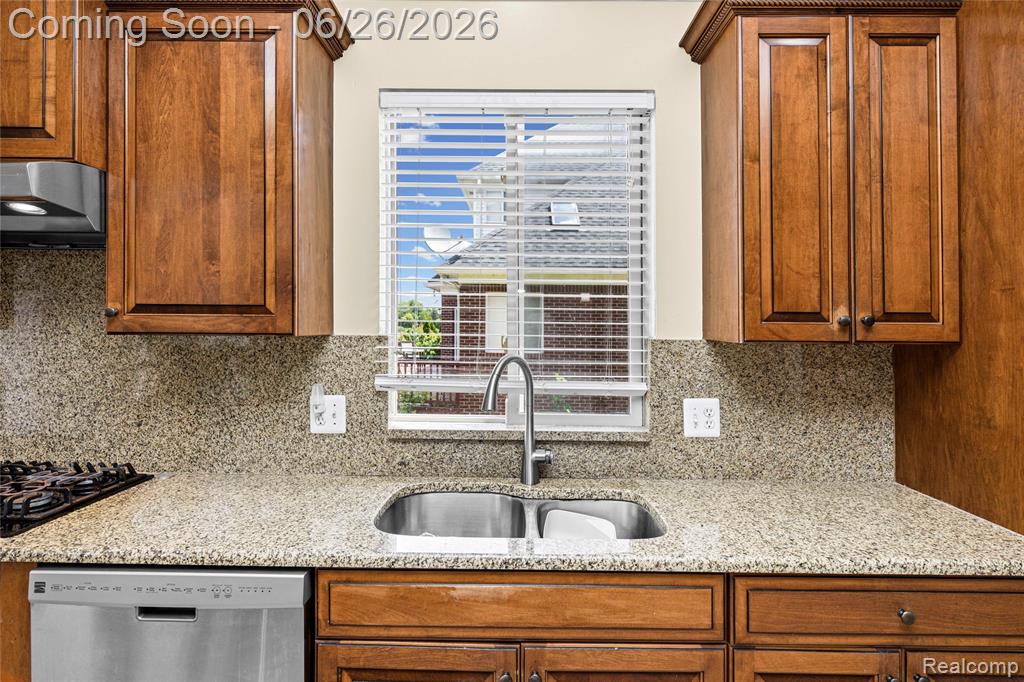 2651 Erma Drive, Utica, MI 48317 — Photo 24