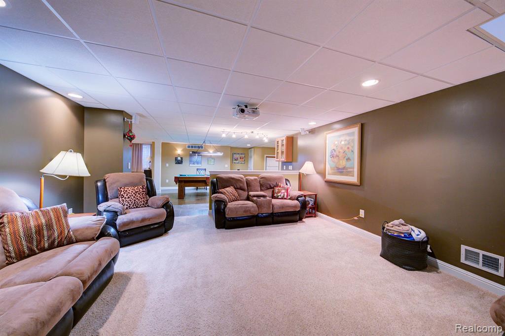 49776 Garfield Lane, Canton, MI 48188 — Photo 77