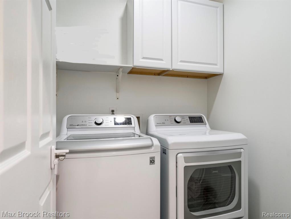 4344 Gateway Circle, West Bloomfield, MI — Photo 15
