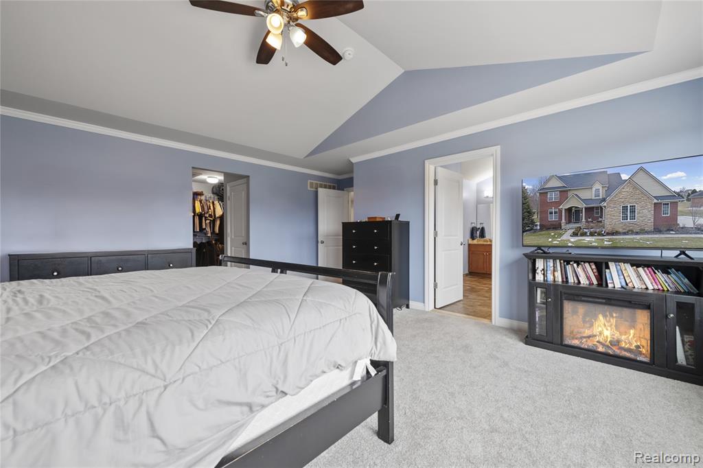 801 Watersmeet Drive, Oxford, MI 48371 — Photo 32