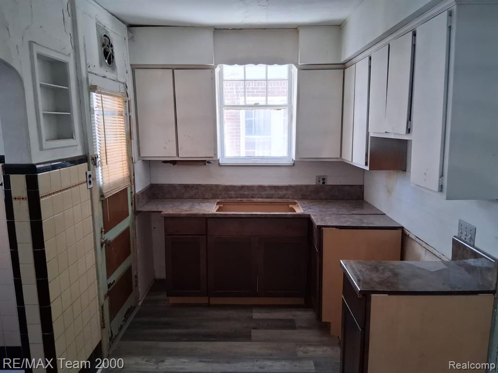 4790 Sturtevant Street, Detroit, MI 48204 — Photo 9