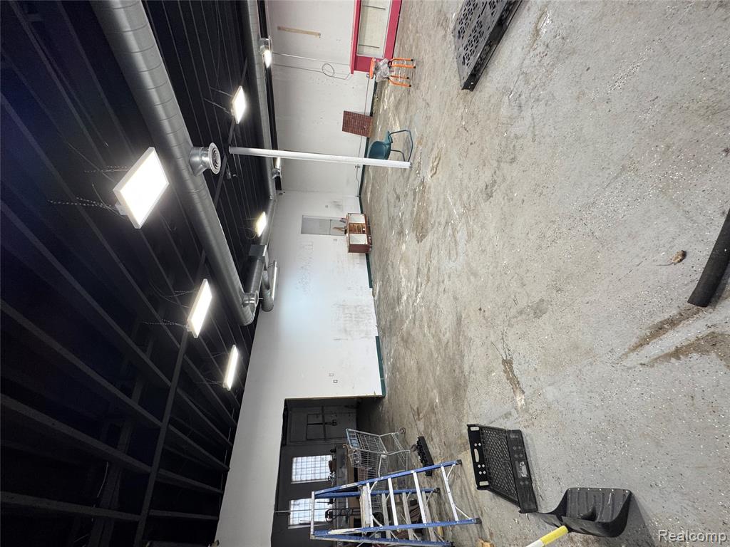 8626 Michigan Avenue, Dearborn, MI, 48210