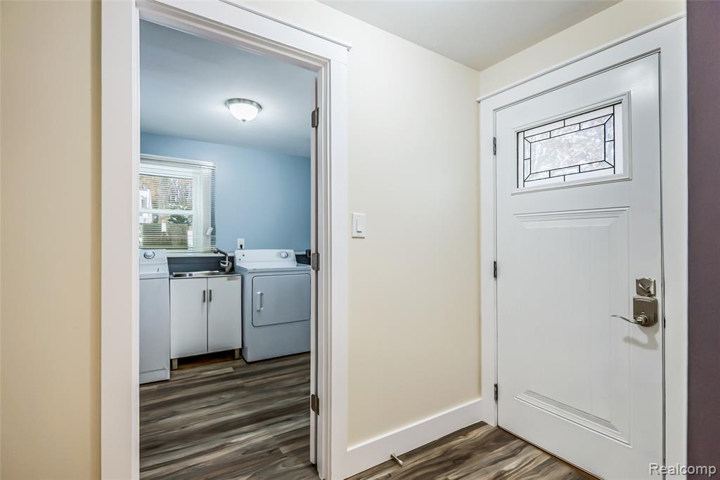 542 Oak Dale Drive, Chelsea, MI 48118 — Photo 52