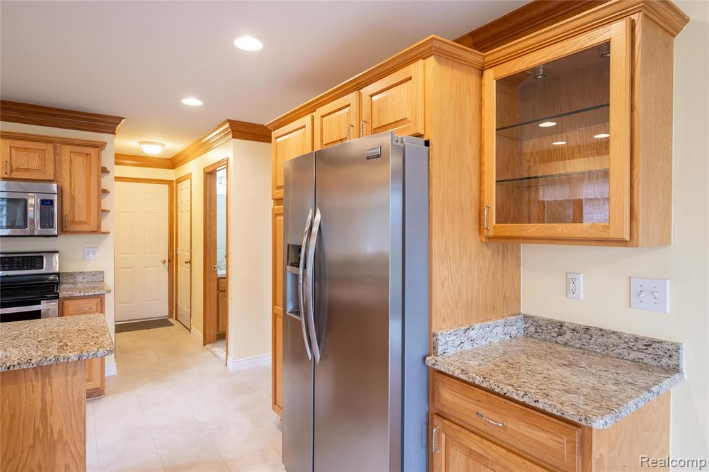 54676 Carnation Drive, Macomb, MI 48042 — Photo 17