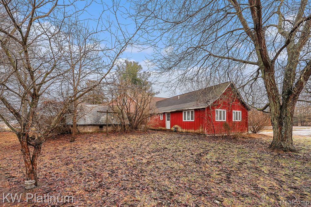 4202 Palms Road, Casco, MI 48064 — Photo 13