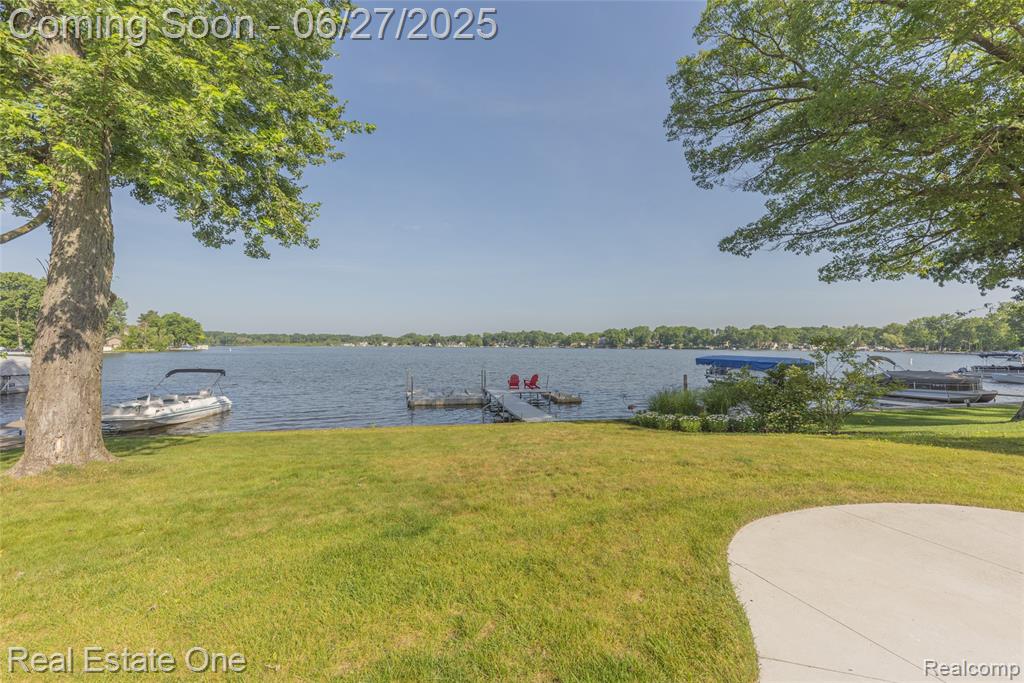 8986 Rushside Drive, Pinckney, MI 48169 — Photo 7