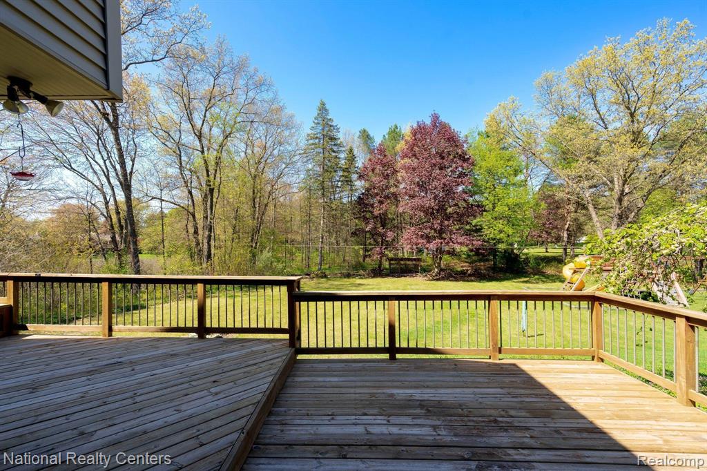 825 E WARDLOW Road, Highland, MI 48356 — Photo 45