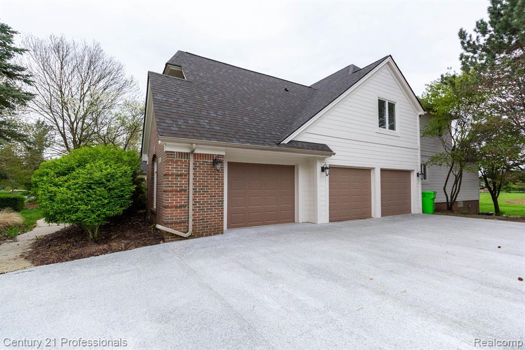 685 Dornoch Drive, Ann Arbor, MI 48103 — Photo 52