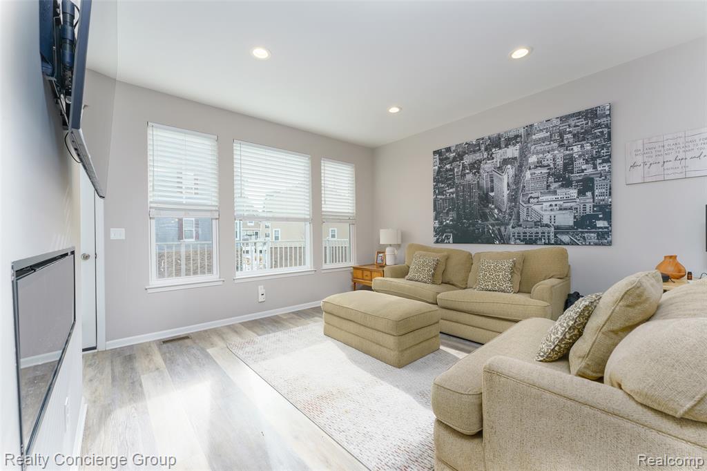 645 Jenny Way, Brighton, MI 48116 — Photo 5