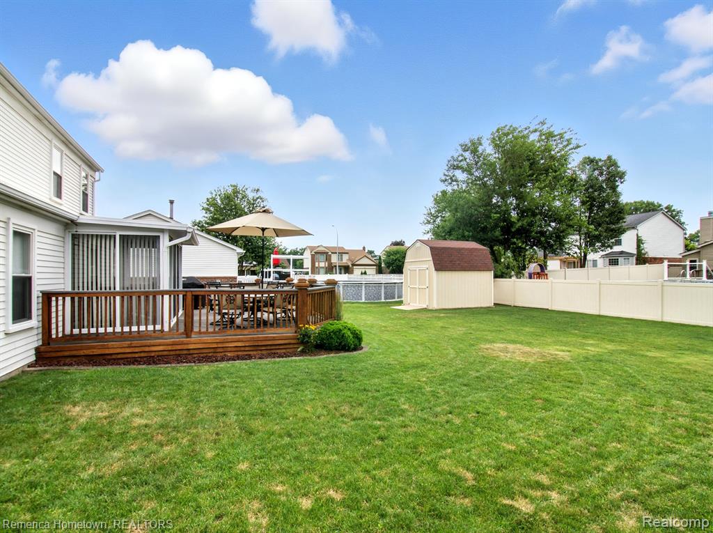 612 Bedford Drive, Westland, MI — Photo 17