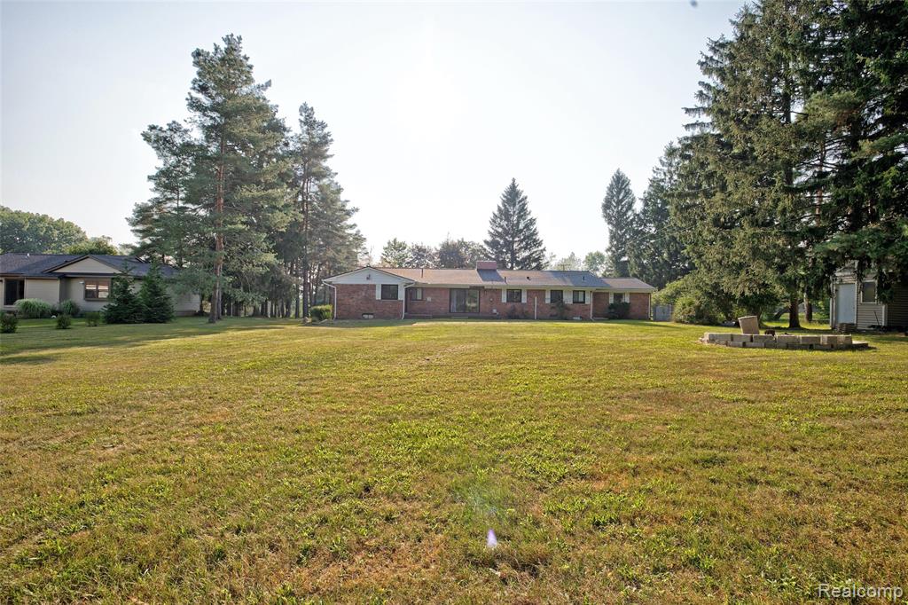 300 Sherman Court, Ortonville, MI 48462 — Photo 56