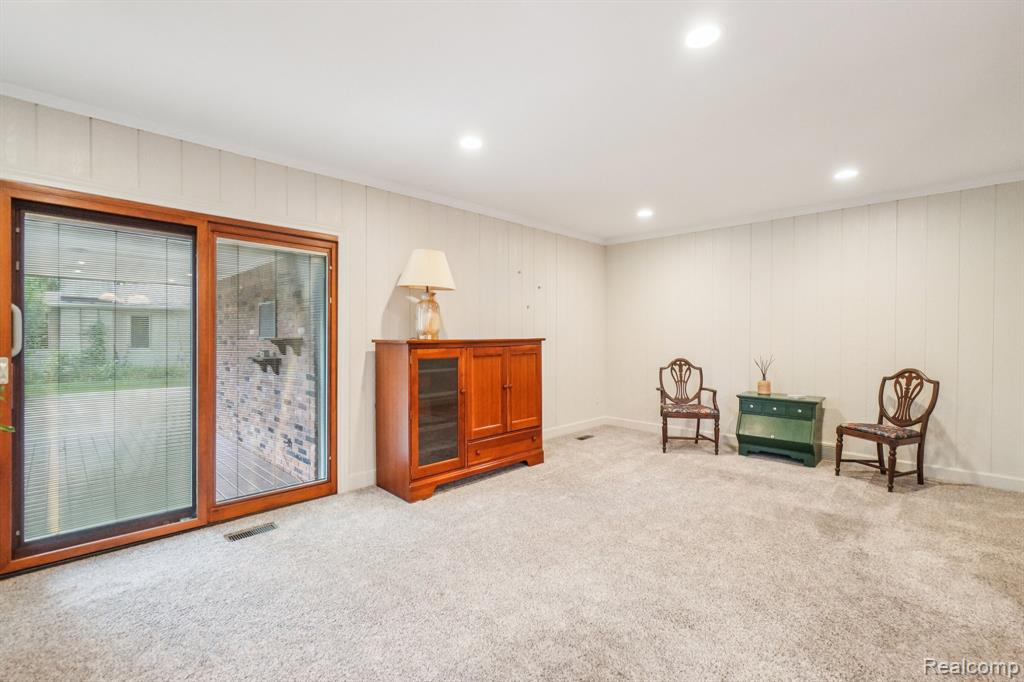 5372 Fieldcrest Drive, Shelby Twp, MI 48316 — Photo 14