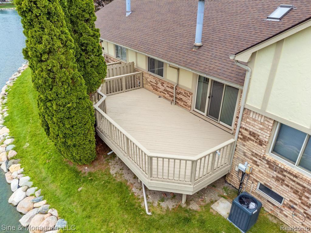 43389 RIVERBEND Boulevard, Clinton Twp, MI 48038 — Photo 14