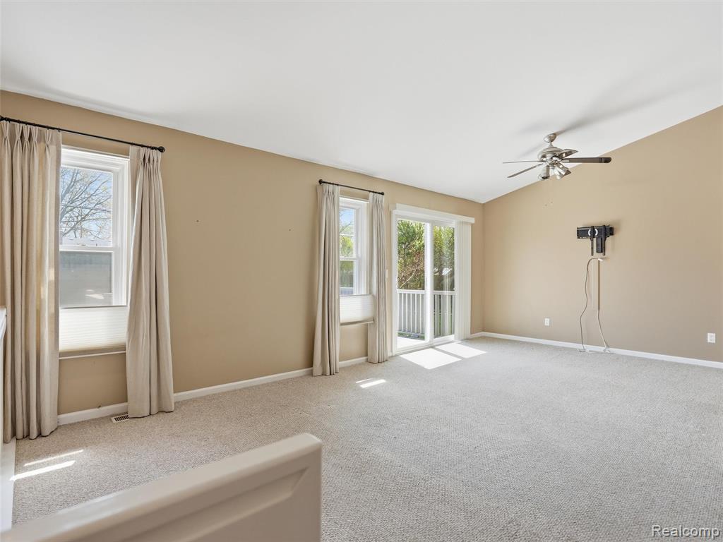 5837 Northridge Circle, Waterford, MI 48327 — Photo 10