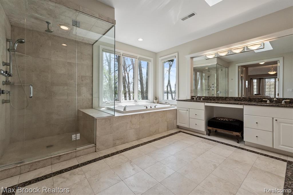398 Shrewsbury Drive, Clarkston, MI 48348 — Photo 51