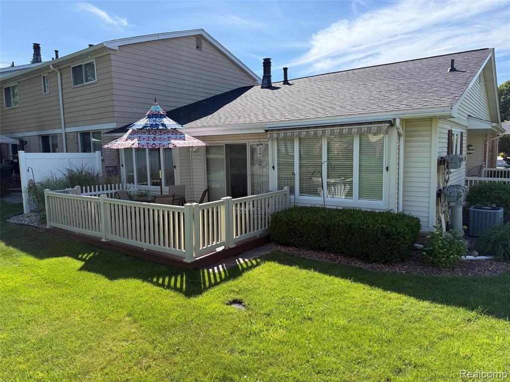 448 Ashley Drive, Grand Blanc, MI 48439 — Photo 6