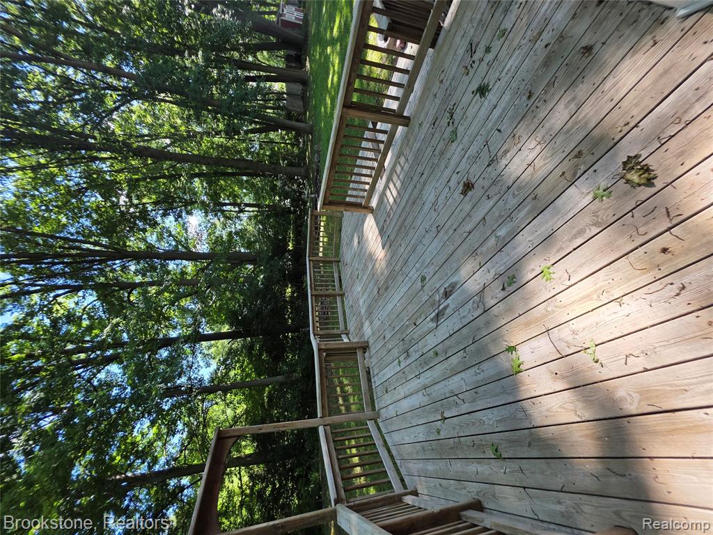 6499 Dalton Drive, Flushing, MI 48433 — Photo 18