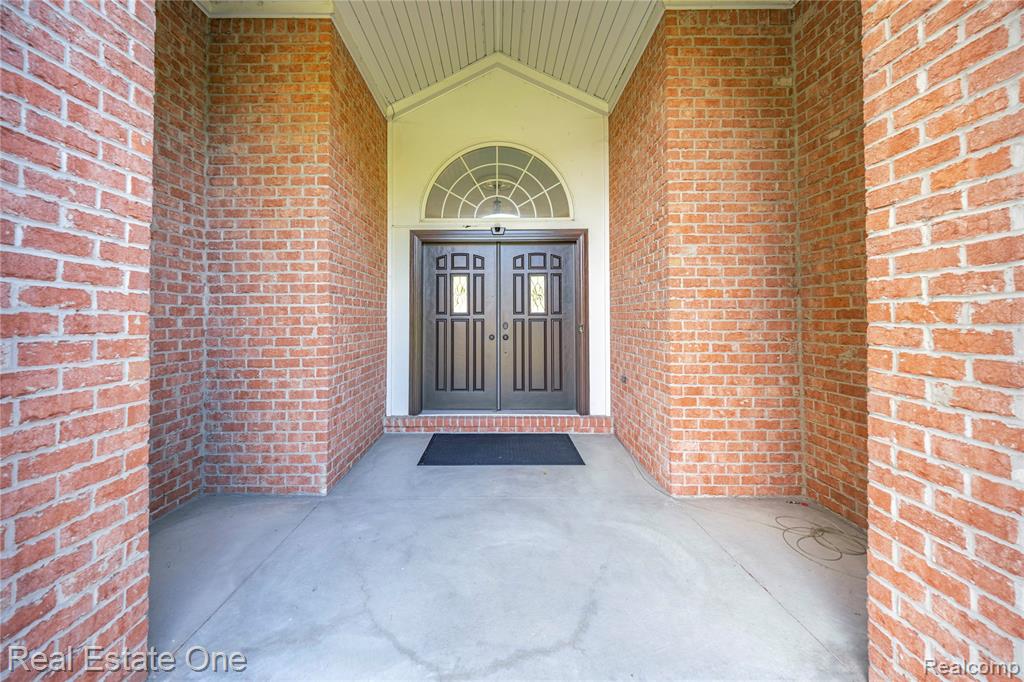 1937 Carsons Cove, Commerce Twp, MI 48390 — Photo 10