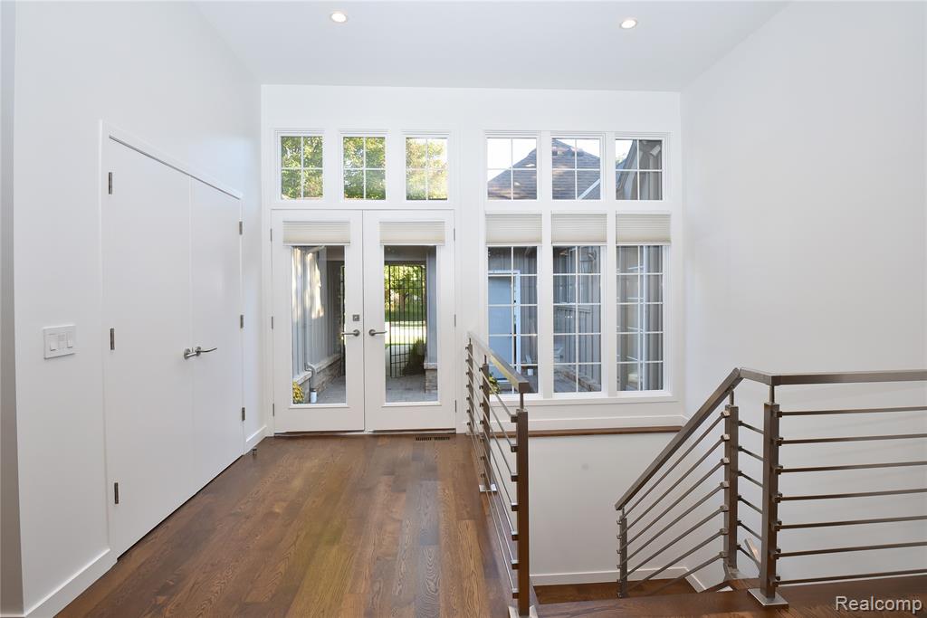 32175 Spruce Lane, Beverly Hills, MI 48025 — Photo 4